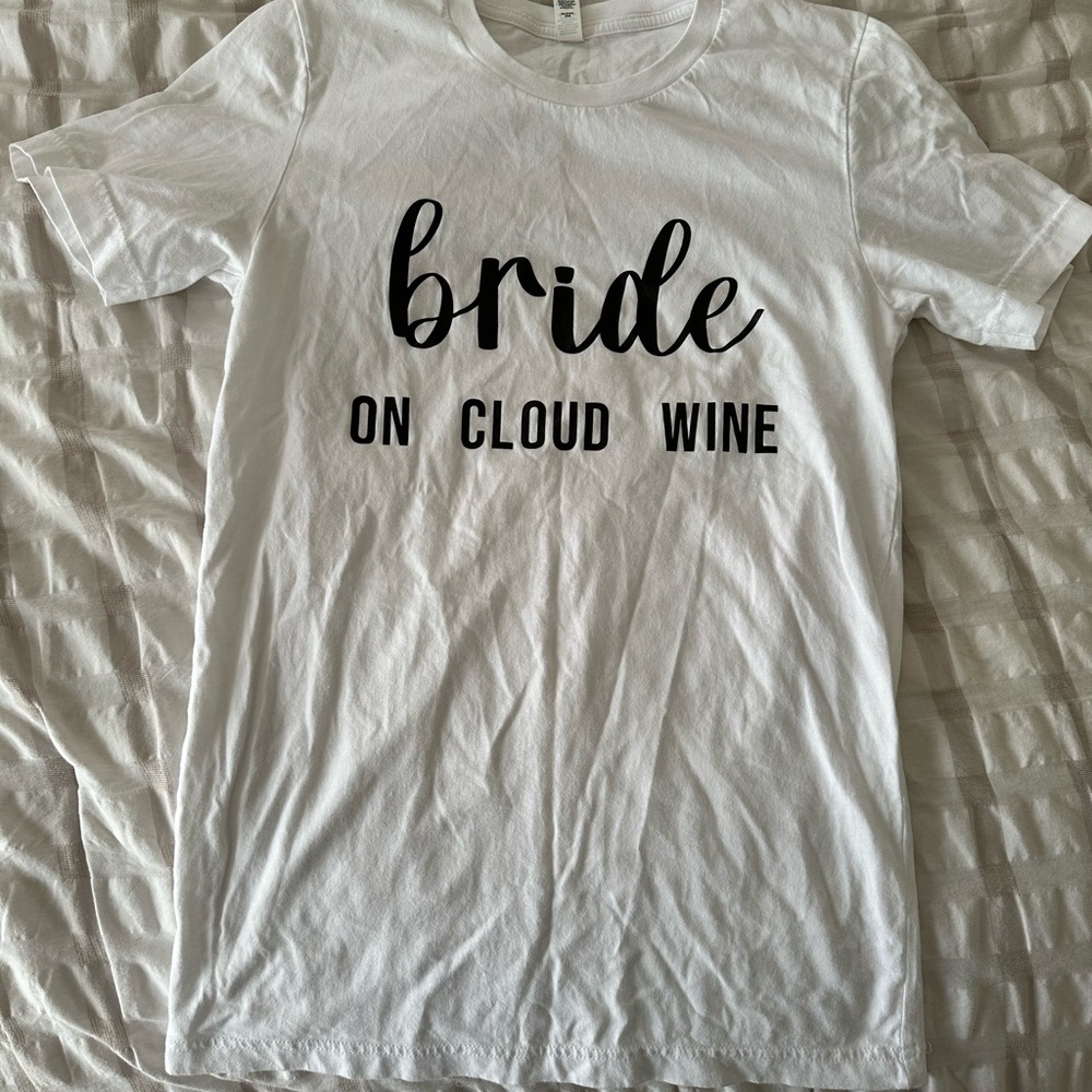 White 'Bride on Cloud Wine' T-Shirt
